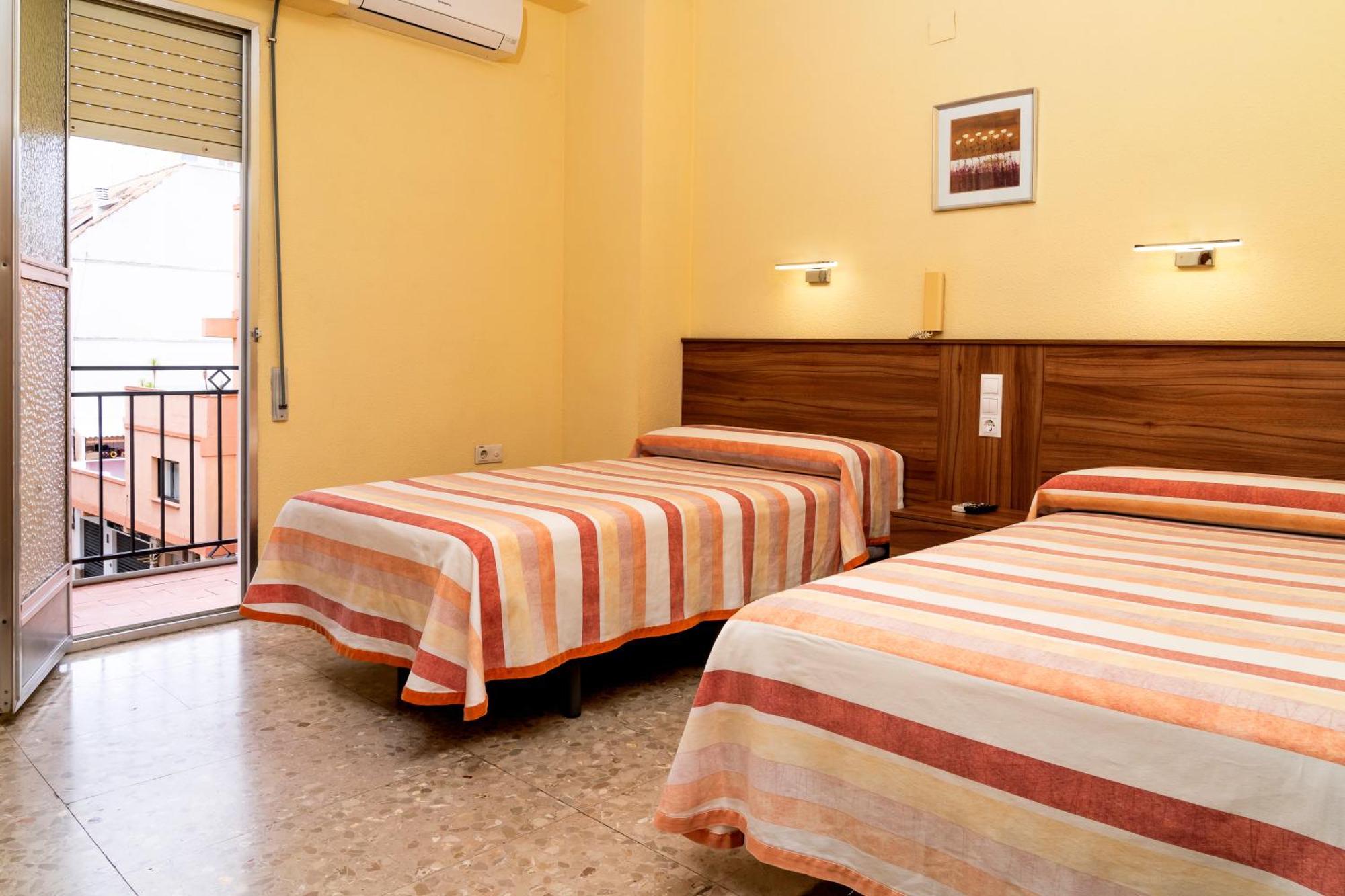 Hotel Borja El Puig  Zewnętrze zdjęcie