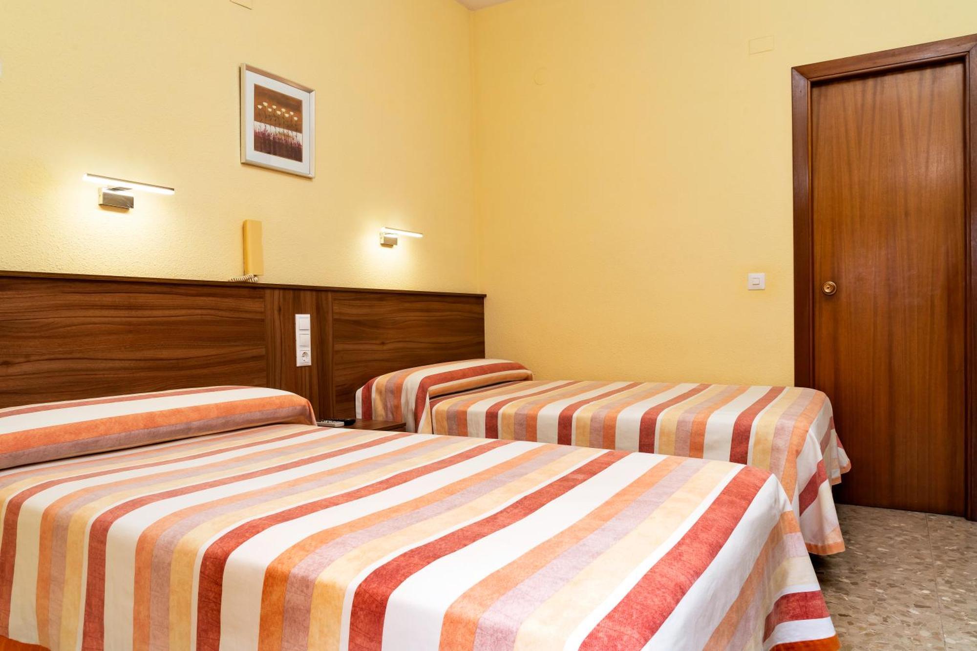 Hotel Borja El Puig  Zewnętrze zdjęcie