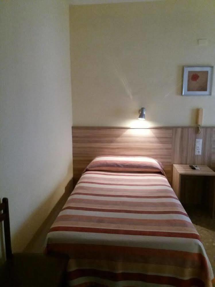Hotel Borja El Puig  Zewnętrze zdjęcie